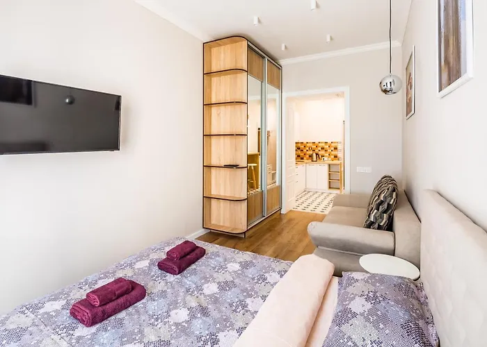 в центрі з дизайнерським ремонтом לבוב