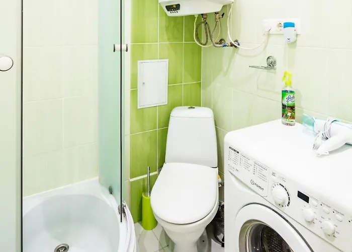 в центрі з дизайнерським ремонтом *