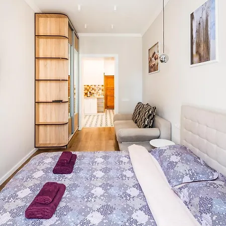 в центрі з дизайнерським ремонтом Appartement